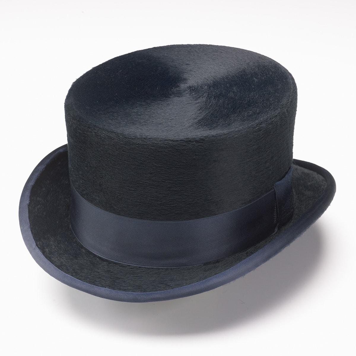 Dressage Hat Male (pearl)